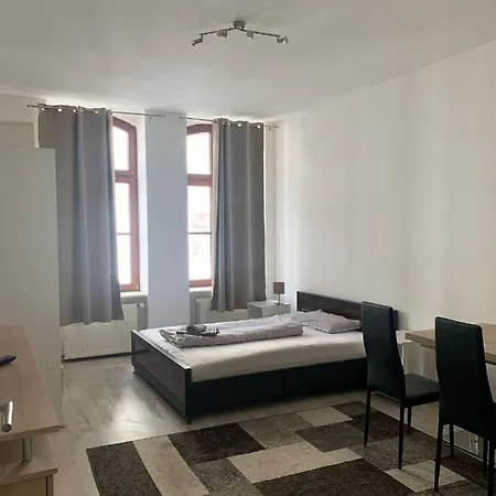 Apartment Lea Zentrum Ost Mit Stellplatz