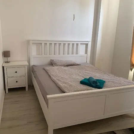 Apartment Lea Zentrum Ost Mit Stellplatz *
